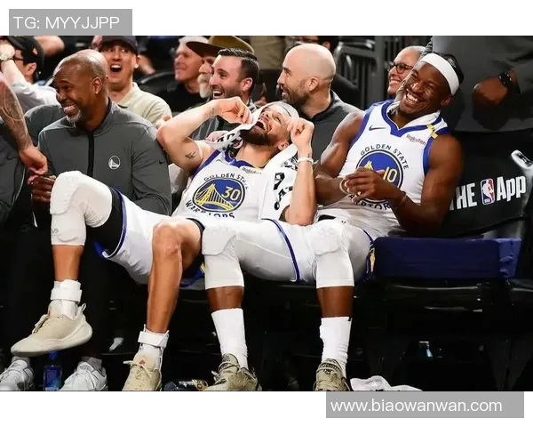 勇士与快船2019年季后赛对决回顾激烈战况与精彩瞬间分析